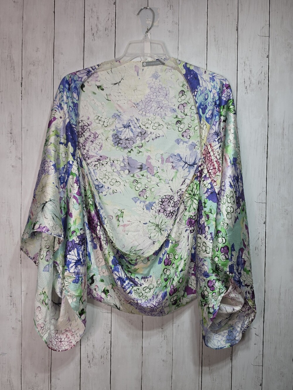 InCashmere Women's 100% Silk Floral Print Cocoon Cardigan Coverup Size S/M.